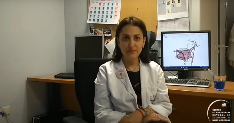 Recurso para mejorar la debilidad muscular de la lengua en el paciente neurológico